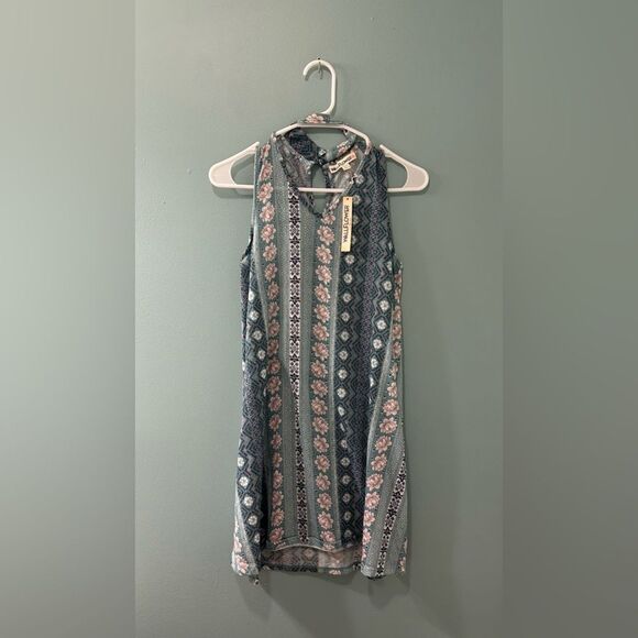 NWT … WALLFLOWER “Size: M” Floral Dress - Picture 1 of 4